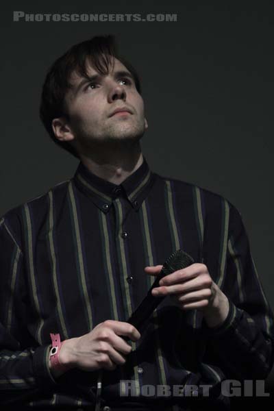DUTCH UNCLES - 2011-04-07 - PARIS - Gaite Lyrique - 